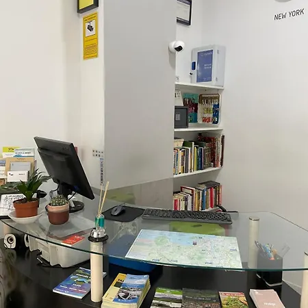 Downtown River Hostel *