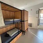 Hostel Downtown River