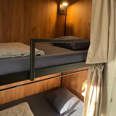 Albergue Downtown River *