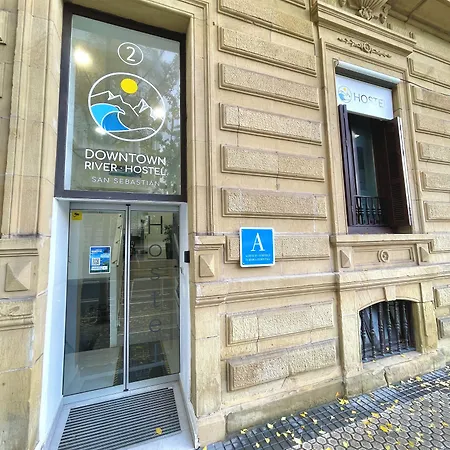 Hostel Downtown River San Sebastian
